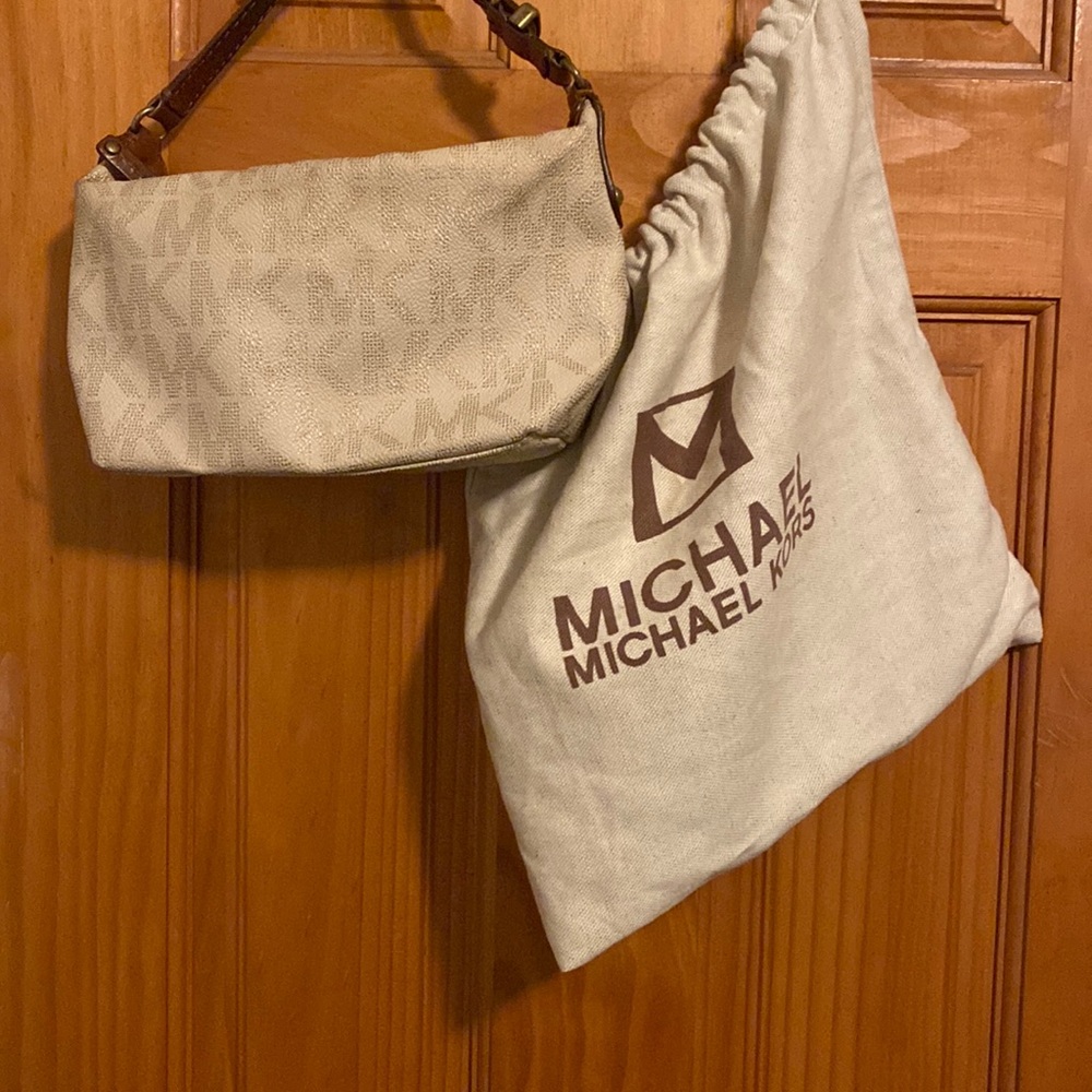 Leather Michael kors bag